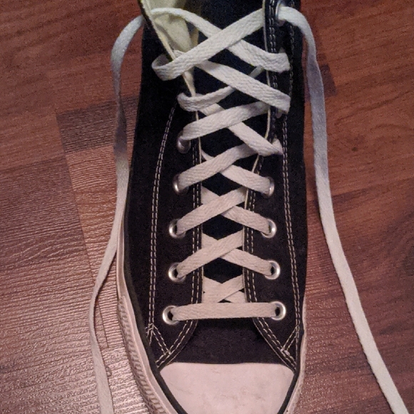 Converse Black and White High-Top Sneakers Men's Size 11 - Picture 3 of 6